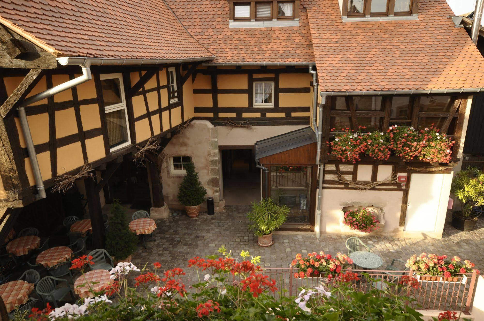 La Cour Du Bailli Suites & Spa Bergheim Buitenkant foto